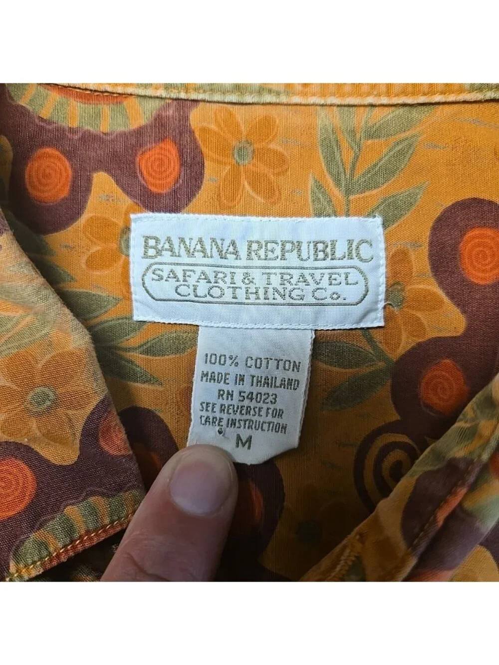 VTG Banana Republic Safari & Travel Hawaiian Shirt Mens Size Medium Floral Print